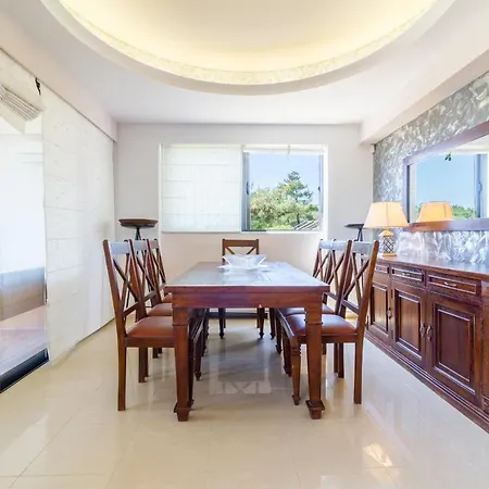 Elena's Country & Semesterbostad *