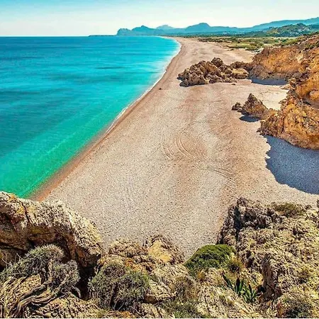 Elena's Country & Semesterbostad *