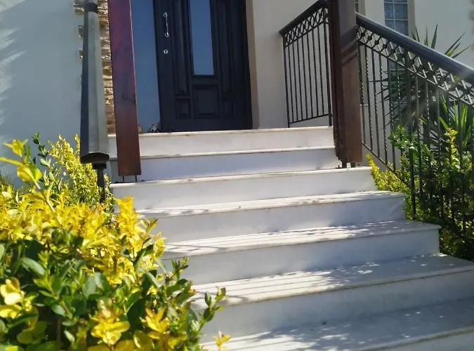 Elena's Country & Kalithies