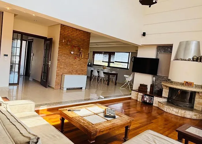 Elena's Country & Tatil Evi *