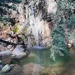 Elena's Country & * קאליתיאס