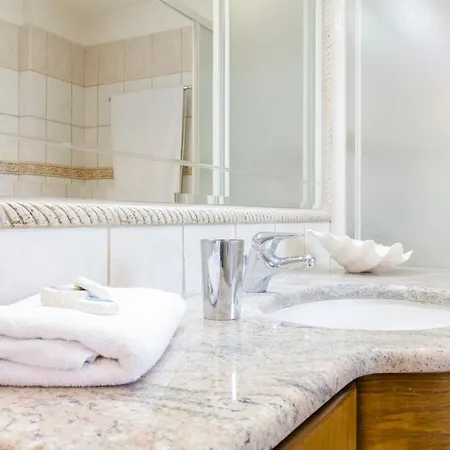 Elena's Country & * Kalithies