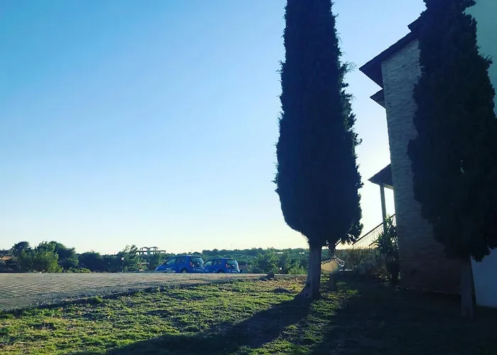 Elena's Country & Prázdninový dům *